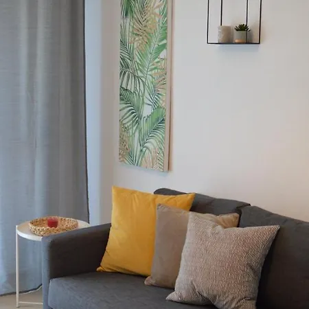 Marevo View Stay アパート Néa Péramos